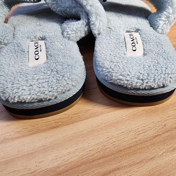Coach Blue Fuzzy Slippers Size 9B - Picture 8 of 12